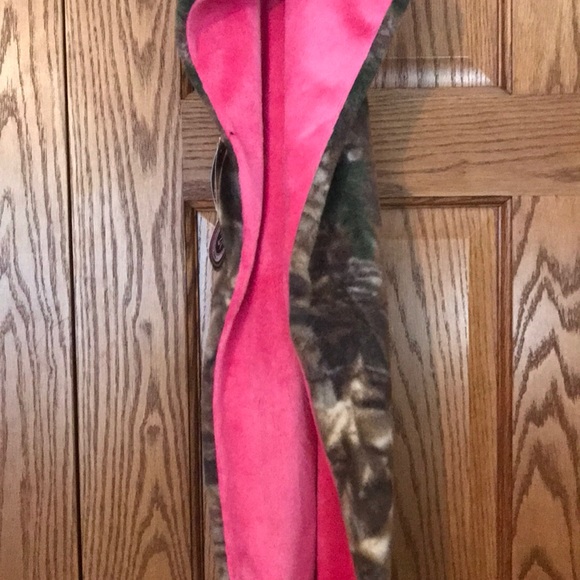 Super soft reversible scarf! - Picture 3 of 5